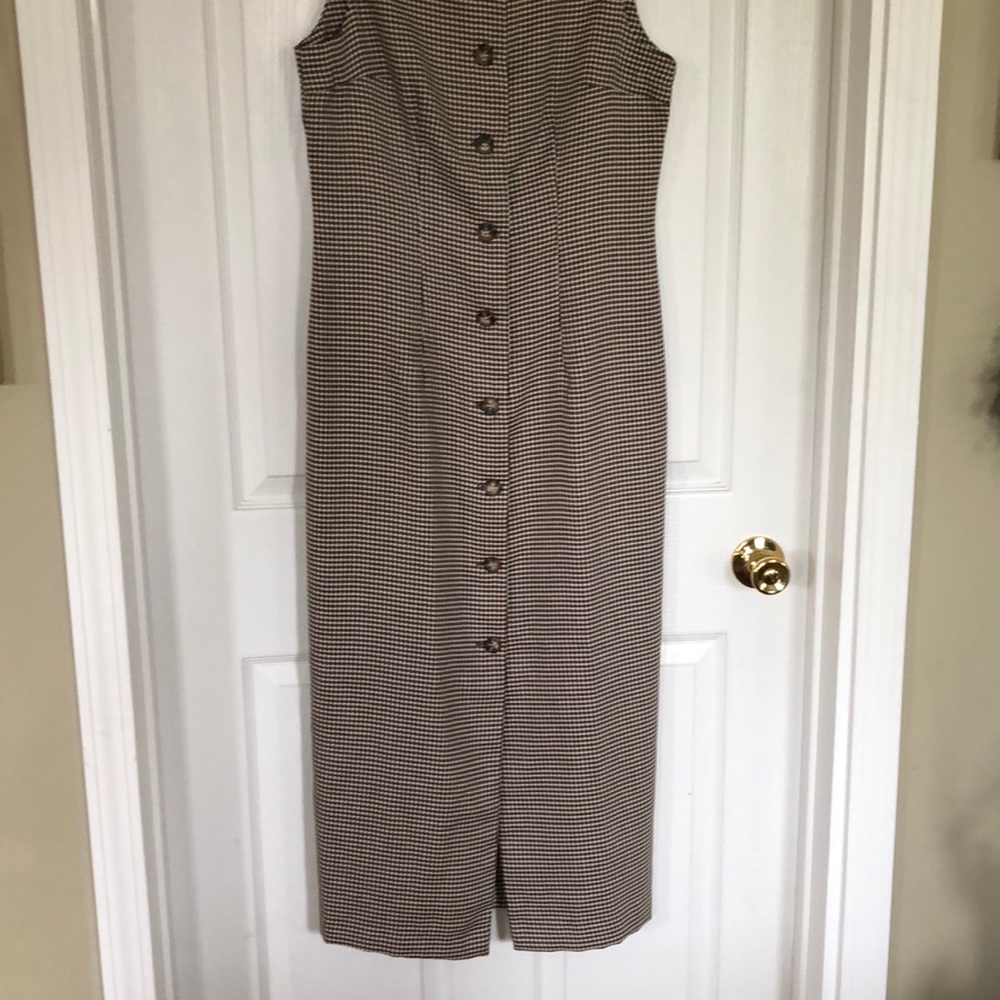 Dress - Picture 2 of 3